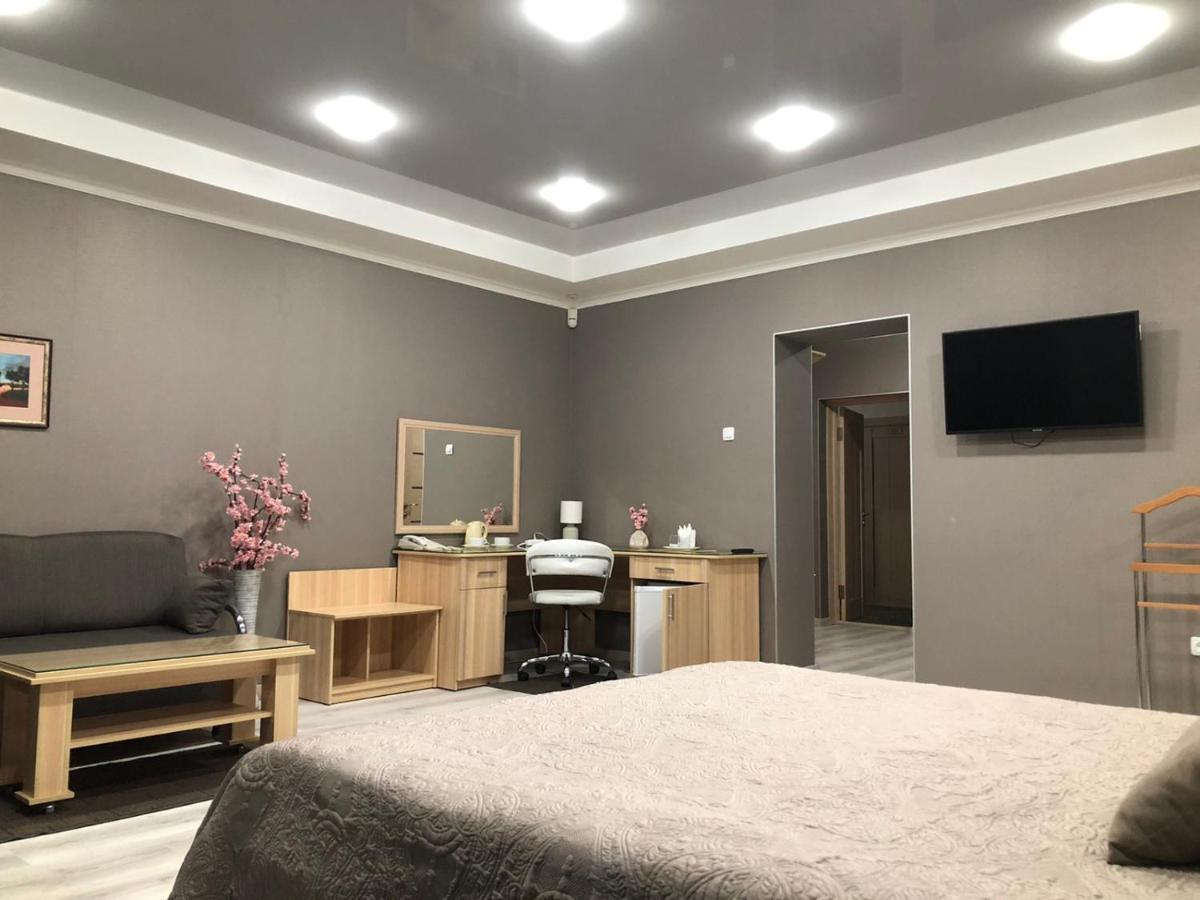 Mercury Hotel Kharkiv Bagian luar foto