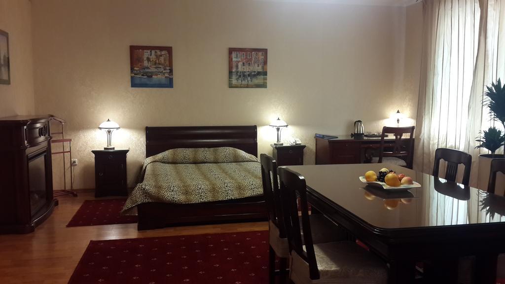 Mercury Hotel Kharkiv Bagian luar foto