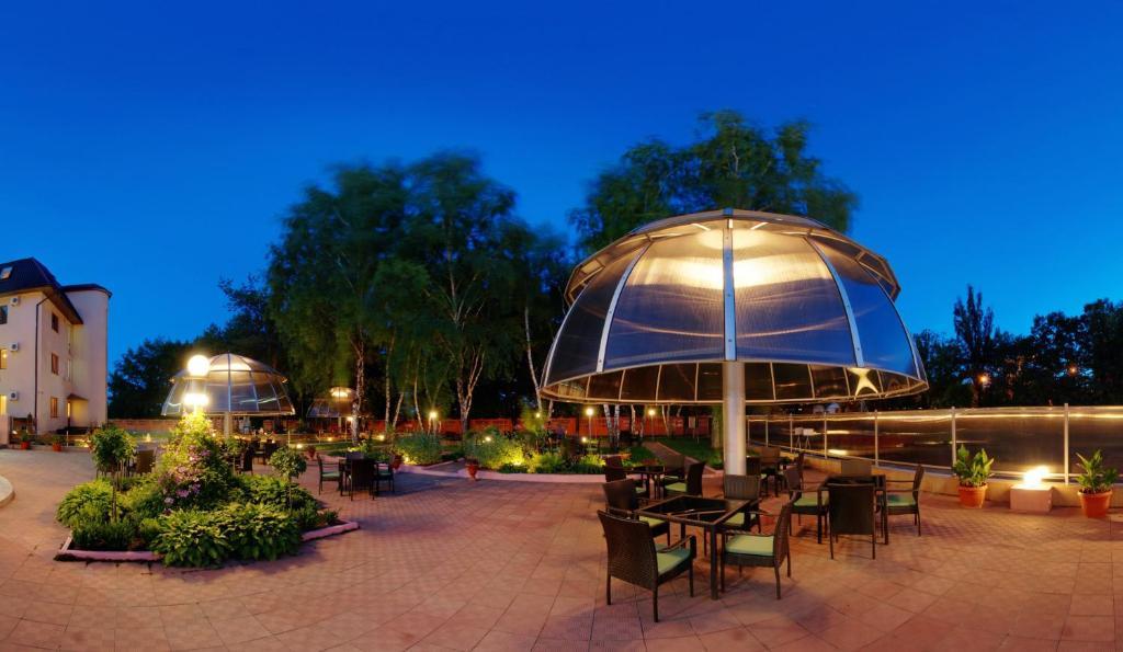 Mercury Hotel Kharkiv Bagian luar foto