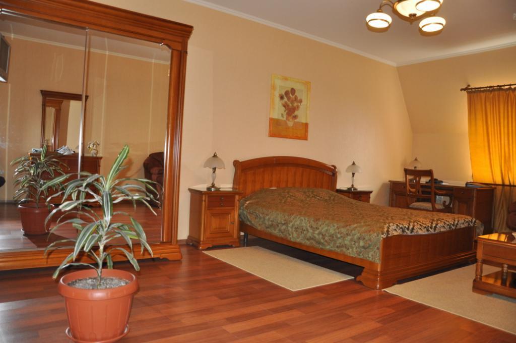 Mercury Hotel Kharkiv Bagian luar foto