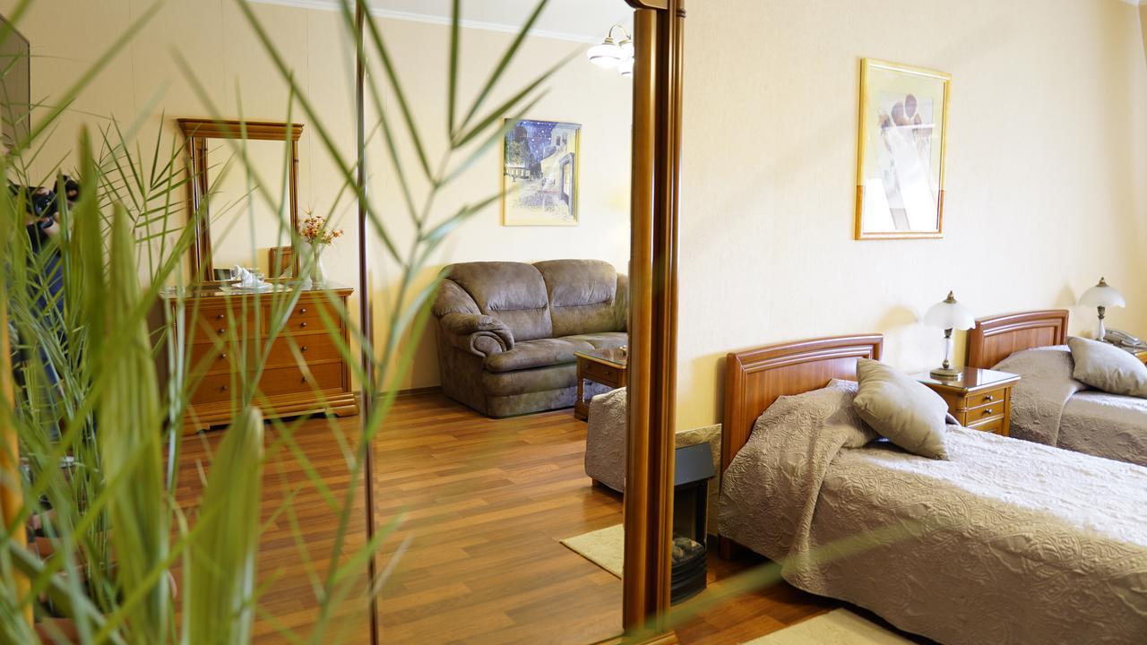 Mercury Hotel Kharkiv Bagian luar foto