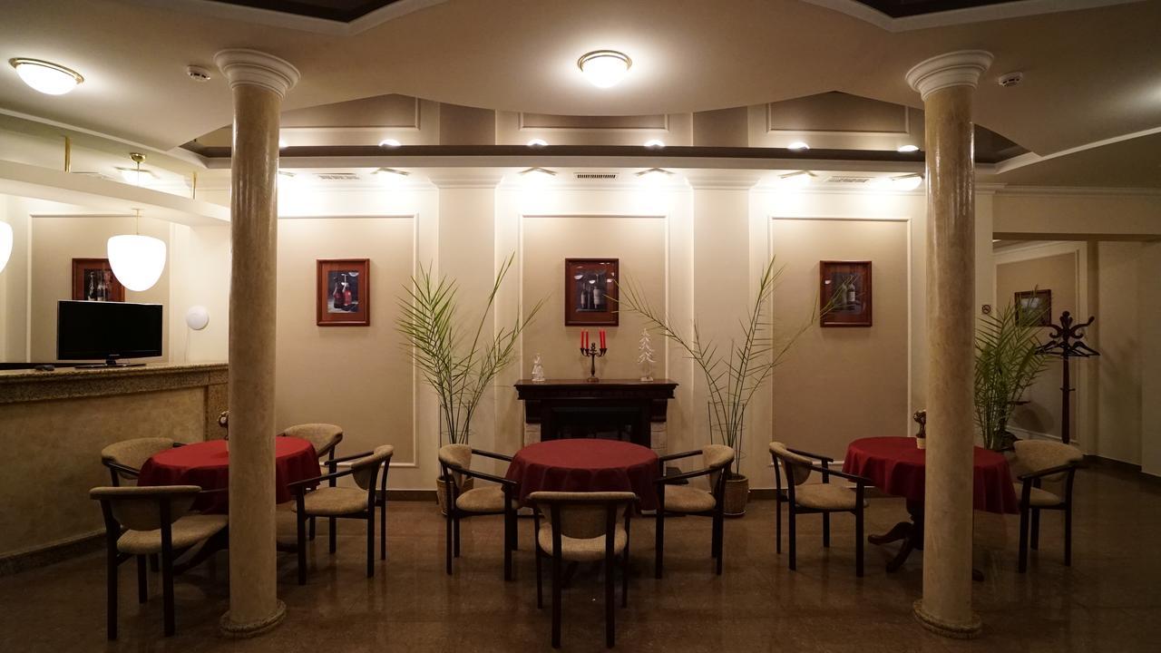 Mercury Hotel Kharkiv Bagian luar foto