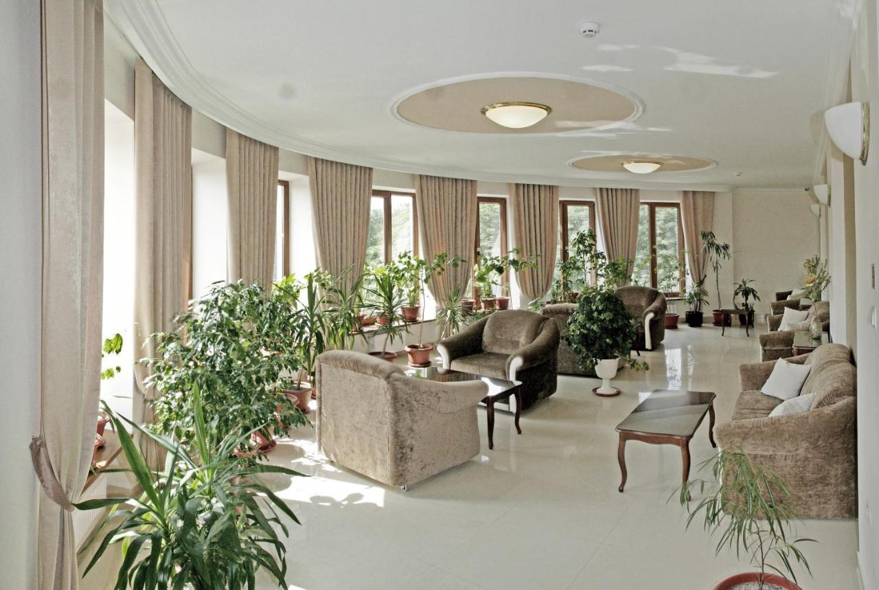Mercury Hotel Kharkiv Bagian luar foto